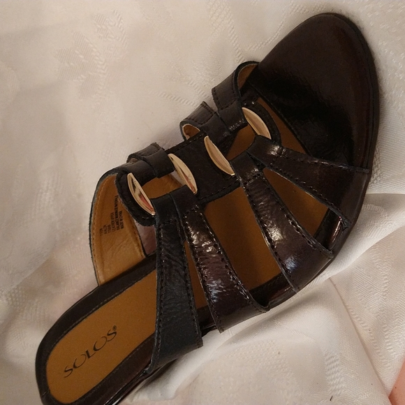 NIB Solos brown slip on sandals Sz 7.5 W - Picture 7 of 8